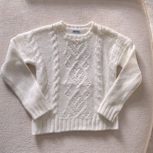 Cable knit sweater by Mayoral with Pearl embellishments, never worn girl size 10